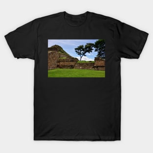 Site archéologique de Monte Alban, Oaxaca Mexique T-Shirt